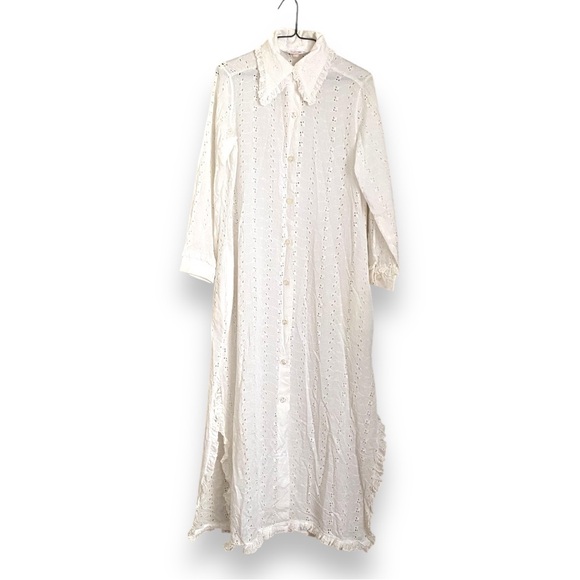 Vintage White Eyelet Duster Robe Housecoat Swimsuit Coverup buttons pockets - Picture 1 of 12
